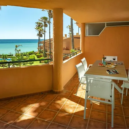 Fantastic Beachfront Appartement Estepona