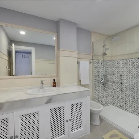 Fantastic Beachfront Appartement Estepona