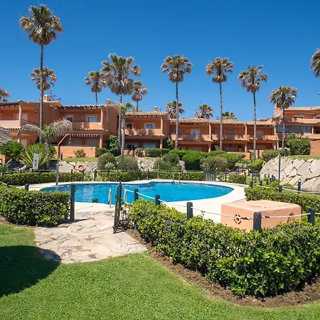Fantastic Beachfront Апартаменты