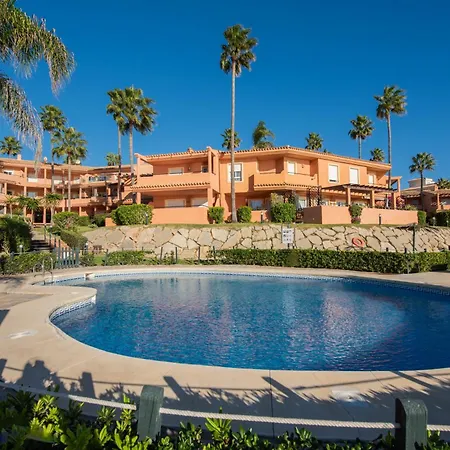 Апартаменты Fantastic Beachfront Эстепона